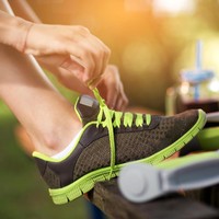 Seseorang yang menyukai sepatu lari beriorientasi pada tujuan, menyukai tantangan dan pekerja keras. Dia sangat percaya diri, sangat berorientasi pada tujuan, dan sangat terorganisir. Mereka benar-benar menggambarkan ide multitasking, mengurus segalanya, dan berada di mana-mana. Saya selalu memikirkan ibu ketika saya membayangkan sepatu lari,” jelas Kathy Kelada, penulis Be the Shoe, seperti dikutip dari Readers Digest. Foto: ilustrasi/thinkstock