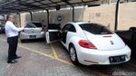 Foto: Ini Mobil-mobil Koruptor yang Dilelang KPK dengan Harga Miring