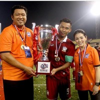 Watanya Wongopasi berhasil membawa Thailand meraih medali emas SEA Games 2017 usai mengalahkan Malaysia dengan skor 1-0 dalam laga final yang berlangsung di Stadion Shah Alam, Selangor, Malaysia. Foto: Istimewa.