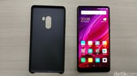 Pendiri Xiaomi Pamer Ponsel Jagoannya Jakarta