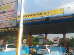 Begini Pengalaman Melintasi Pintu Tol Wajib Nontunai