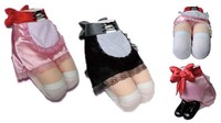 Motifnya pun kini sudah beraneka ragam. Mulai dari rok mini sampai rok sekolah. Ada-ada saja... (Japan Trend Shop)