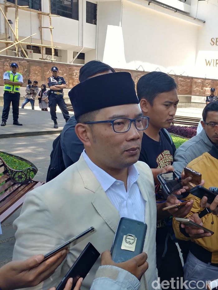 Novanto Tunjuk Ridwan Kamil Jadi Cagub, PPP Pikir-pikir Lagi