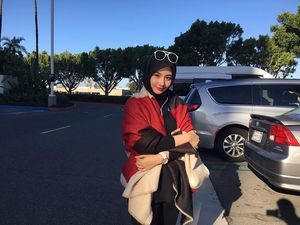 Foto: Cantiknya Novita Hardini, Istri Wakil Bupati Trenggalek Berhijab Simpel