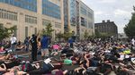 Mereka Mendadak Terkapar di Jalanan Missouri