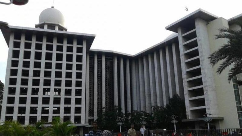 Aksi Bela Palestina Dimulai di Istiqlal, Dilanjut ke Istana Merdeka Aksi Bela Palestina Dimulai di Istiqlal, Dilanjut ke Istana Merdeka