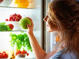 8 Rekomendasi Sarapan Buah Agar Perut Cepat Sixpacks