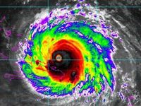 Rias Mata Terinspirasi Badai Irma, Blogger Ini Dikecam Netizen