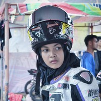 Kintan Mary tampaknya lebih suka tampil maskulin dibanding feminin bila diintip dari foto-foto di akun Instagram pribadinya. Foto: Instagram @kintaanmary