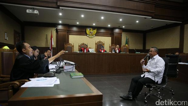 Sidang Suap Opini WTP, Mendes Dicecar Soal Honor Pendamping Desa