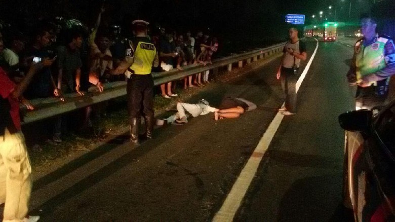 Irvan yang Bertarung Lawan 3 Begal di Bekasi Meninggal Irvan yang Bertarung Lawan 3 Begal di Bekasi Meninggal