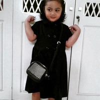 Burberry Studded Leather Crossbody Bag, seharga Rp 5,9 juta. Foto: Dok. Instagram/ariannhaamoralemos