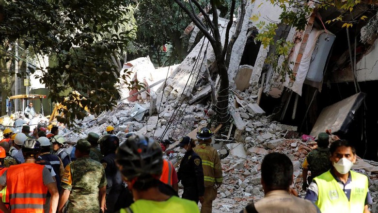 Gempa 7,1 SR Guncang Meksiko Saat Peringatan Gempa Dahsyat 1985 Gempa 7,1 SR Guncang Meksiko Saat Peringatan Gempa Dahsyat 1985