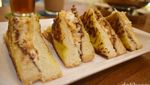 Enaknya Malam Ini Ngemil Roti Bakar Klasik dan Kekinian yang Gurih Manis