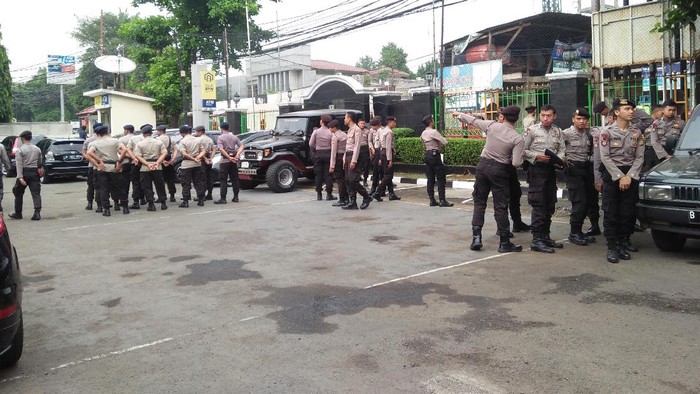 Jelang Sidang Praperadilan Novanto, PN Jaksel Dijaga Ketat