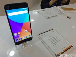 Xiaomi Rambah Eropa dengan Mi A1 dan Mi Mix 2