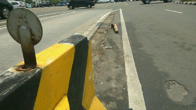 Ini Separator di Harmoni yang Ditabrak Pengemudi Aston Martin