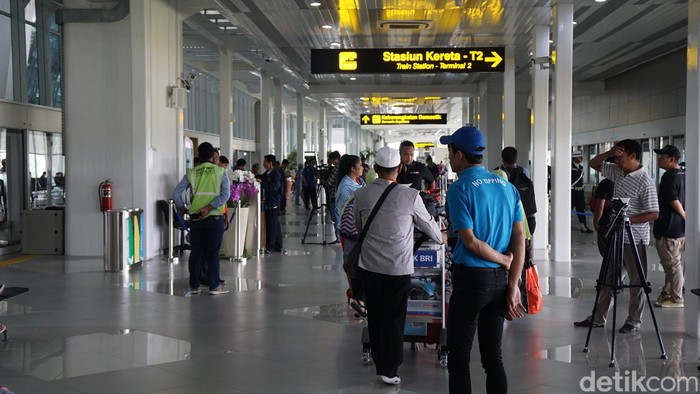 Kata Traveler yang Sudah Naik Skytrain Bandara Soetta