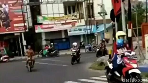 Pria Blitar Ngebut Sambil Bugil Ternyata Pasien RSJ yang Kabur
