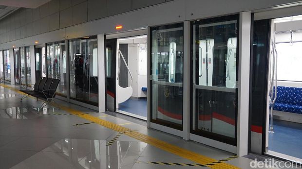 Begini Cara Naik Skytrain Bandara Soekarno Hatta