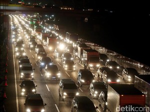 Ada Perbaikan Jalan, Tol TB Simatupang Km 24 Arah Serpong Macet