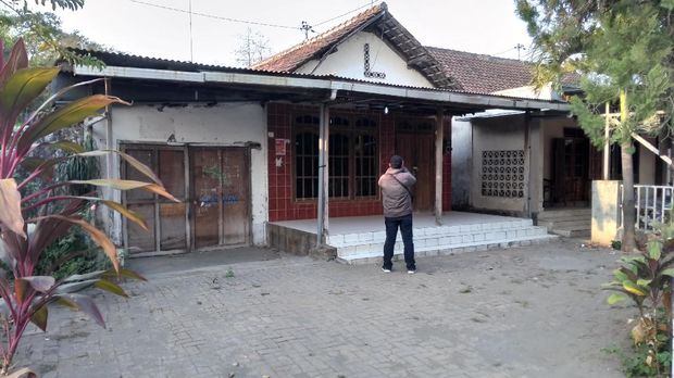 Rumah yang diributkan