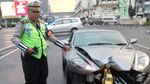 Aston Martin Tabrak Separator Busway