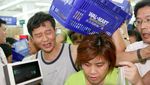 Lihat Uniknya Suasana Supermarket di China yang Ramai Ini