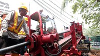 Sebagai wujud nyata dari program pemerintah dalam merealisasikan pembangunan infrastruktur ketenagalistrikan berupa pembangkit (power plant) dangan kapasitas total mencapai 35.000 MW dan jalur transmisi baru sepanjang 46.000 kilometer sirkit (kms) di seluruh wilayah Indonesia, maka pembangunan Saluran Kabel Tegangan Tinggi (SKTT) ini diharapkan dapat memberikan kontribusi lebih dan memberikan dampak signifikan terhadap keandalan pelayanan sistem kelistrikan di Ibukota Propinsi DKI Jakarta sekaligus memenuhi kenaikan kebutuhan listrik di Jakarta.