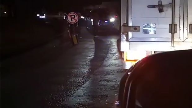 Polisi Tilang dan Sita Rotator Komunitas Pajero yang Lawan Arah