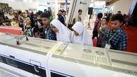 Ajang tahunan Indonesia Business and Development ( IBD) Expo 2017, kembali digelar oleh Kementerian BUMN, di JCC Senayan, Jakarta. Mulai dari Kereta Cepat Indonesia China (KCIC) Jakarta-Bandung, LRT, hingga Kota Walini dipamerkan di acara ini.