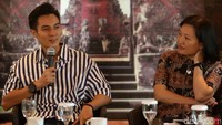 Badan Pusat Statistik mencatat penjualan pakaian pada Lebaran 2017 menurun 15%.