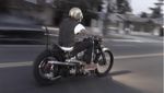Machonya David Beckham Kendarai Motor Klasik