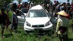 Kereta Sambar Mobil di Pasuruan 1 Orang Tewas