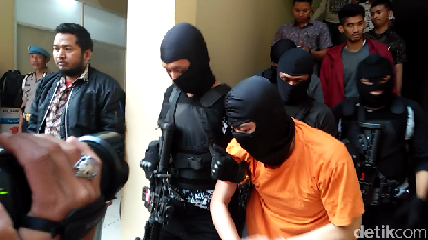 Agustinus mengaku membunuh Murti karena panik ditagih pembayaran transaksi seksual.