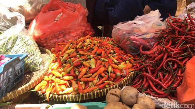 Pedasnya Harga Cabai Rawit di Awal Tahun