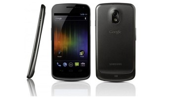 Galaxy Nexus, terlihat dari namanya, dibuat oleh Samsung dan dirilis pada November 2011. OS bawaannya adalah Android 4.0 Ice Cream Sandwich. Foto: Istimewa
