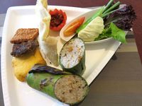 Sedang Ada di Kawasan Gambir, Enaknya Makan Siang di 5 Tempat Ini