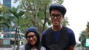 Endah N Rhesa Kompak Bermusik dan Bersepeda