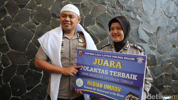 2 polantas di Bogor dapat hadiah umrah gratis.