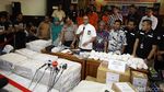 Bareskrim Gelar Barang Bukti Jutaan Pil PCC