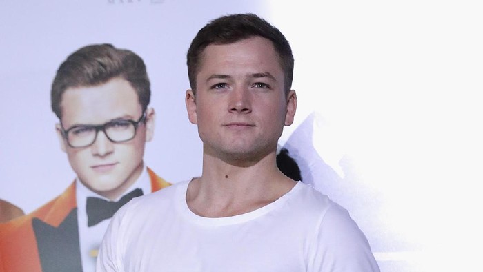 Rahasia Bugar Taron Egerton Pemeran Robin Hood Yang Kekar