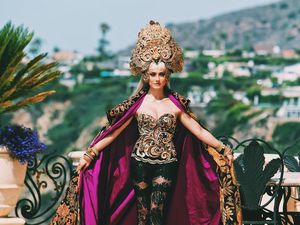 Penampilan Agnez Mo di Video Long As I Get Paid dapat Pujian dari Vogue