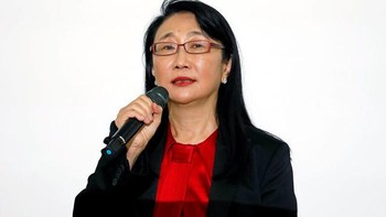 “Kesepakatan ini adalah langkah brilian dalam kemitraan kami dengan Google yang sudah berlangsung lama, memungkinkan Google memperkuat bisnis mereka dan memastikan inovasi di ponsel HTC kami serta bisnis virtual reality,” sebut Cher Wang. Foto: Reuters