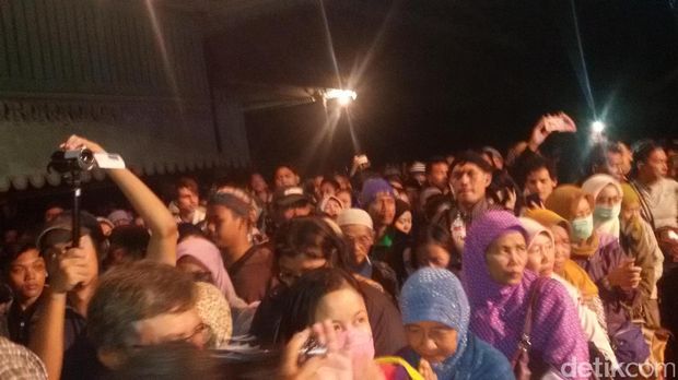 Melihat Lebih Dekat Ritual Malam 1 Syuro di Keraton Yogyakarta