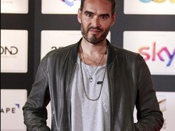 Russell Brand Pindah Agama Setelah Skandal Pemerkosaan