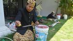 Foto: Keraton Kasepuhan Cirebon Mandikan  1.000 Pusaka