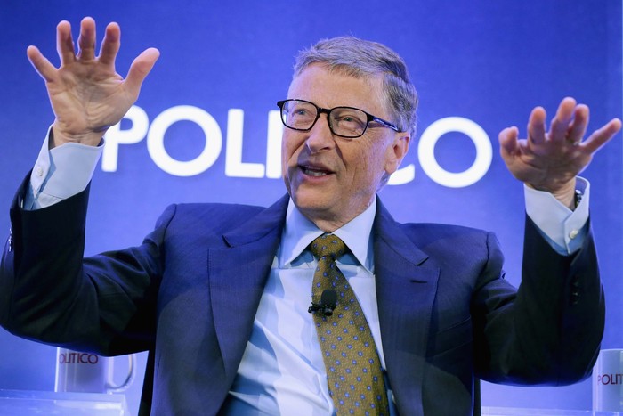 LAS VEGAS - JANUARY 8:  Microsoft Chairman Bill Gates delivers the keynote address to kick off the 2003 International Consumer Electronics Show (CES) on January 8, 2003 in Las Vegas, Nevada.  The show, which opens on Thursday, is expected to draw over 100,000 people to see the latest in consumer electronics.  (Photo by Justin Sullivan/Getty Images)