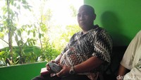 Kami tahunya setelah viral dari Facebook. Saya sendiri kaget karena alamat yang tercantum di sini. Masalahnya ini Perumahan TNI AU, ujar Ketua RW 10, Catur Nur Setiyadi