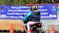Rekayasa dilakukan untuk memperlancar arus lalin di sekitar lokasi pembangunan.